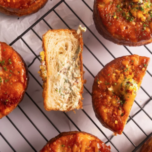 KOREAN CREAM CHEESE KOUIGN AMMAN
